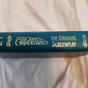 Fantastic Beasts Crimes of Grindelwald book